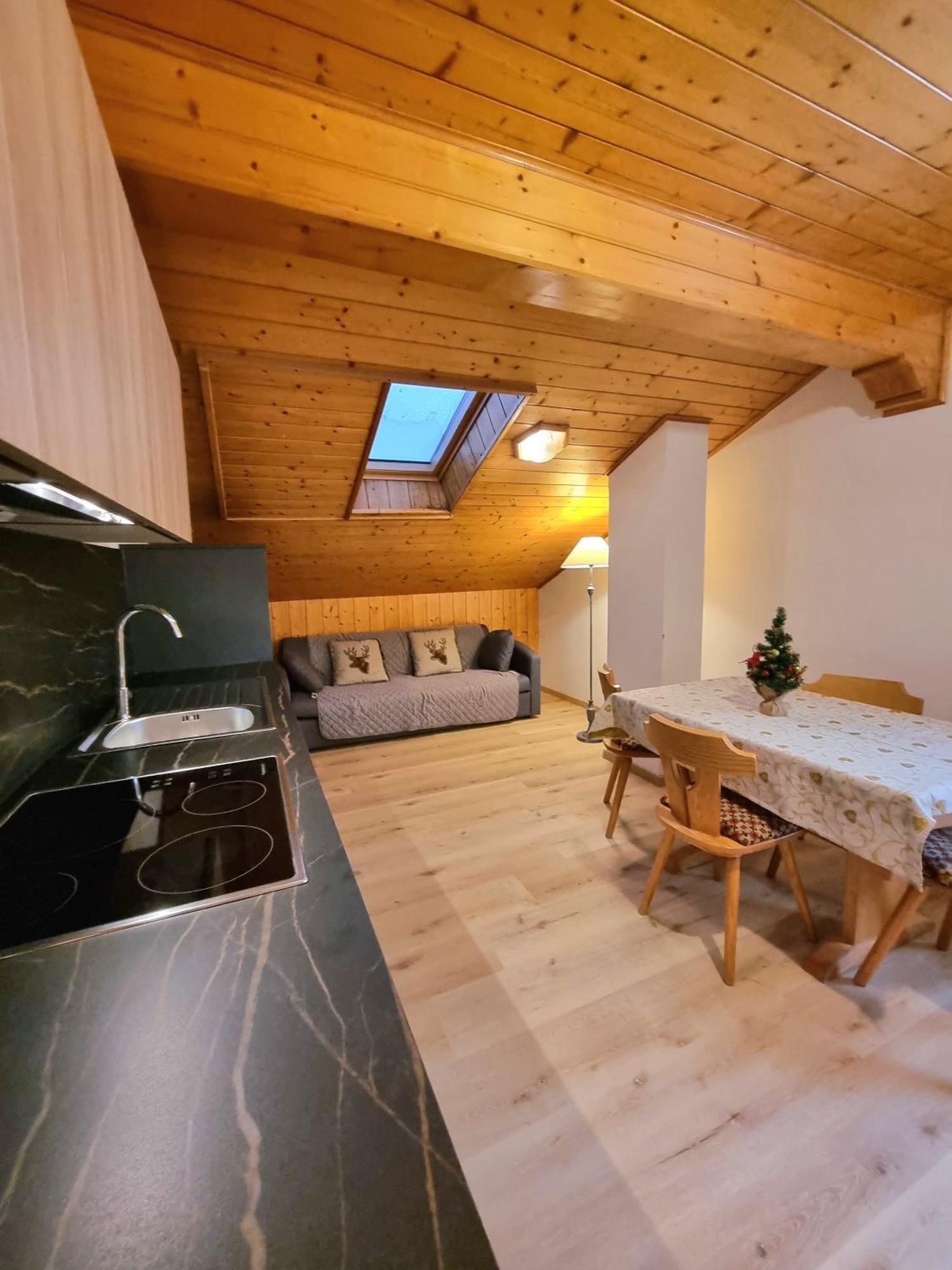Cesa Elena Apartamento Canazei Exterior foto